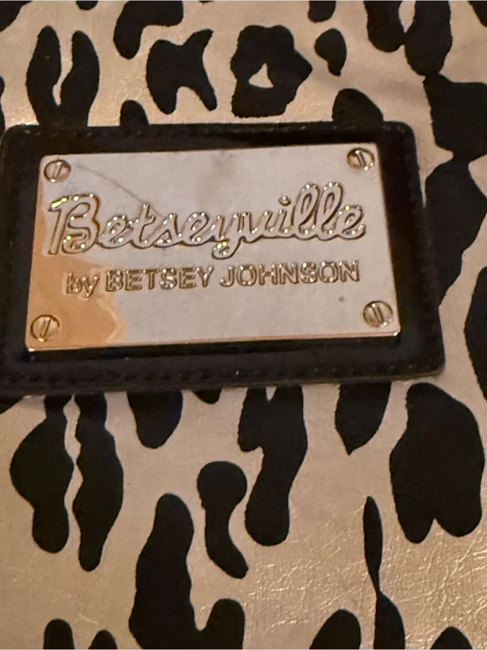 Betseyville by Betsey Johnson Leopard Print - Black & Cream  Lap Top Bag